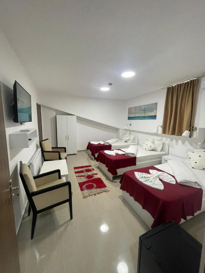Hostel Tripoli Palace 부쿠레슈티 외부 사진