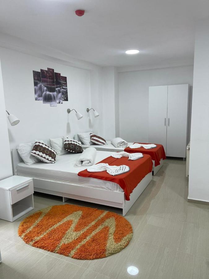 Hostel Tripoli Palace 부쿠레슈티 외부 사진