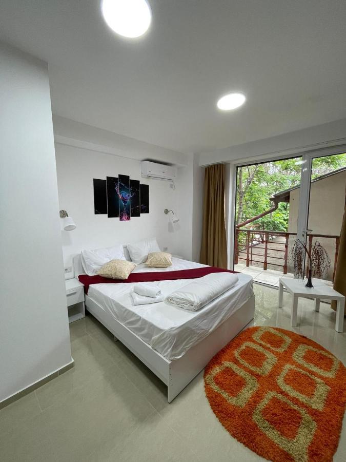 Hostel Tripoli Palace 부쿠레슈티 외부 사진