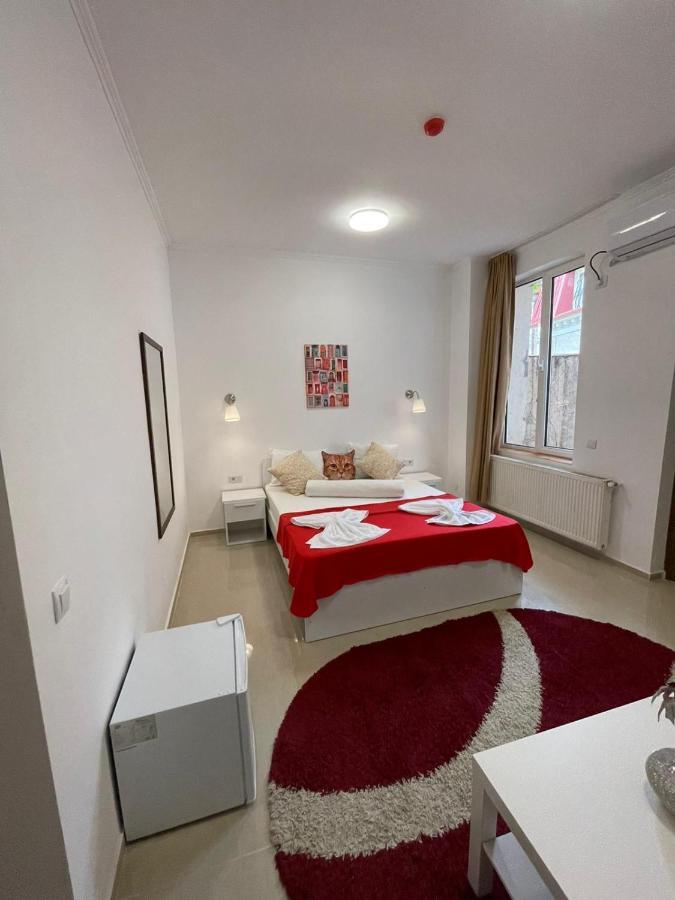 Hostel Tripoli Palace 부쿠레슈티 외부 사진
