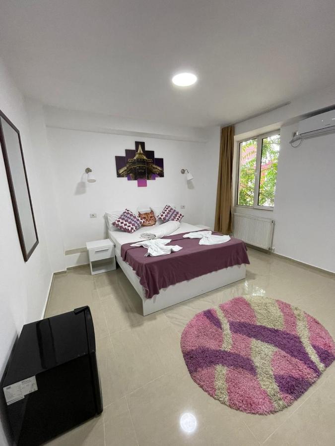 Hostel Tripoli Palace 부쿠레슈티 외부 사진