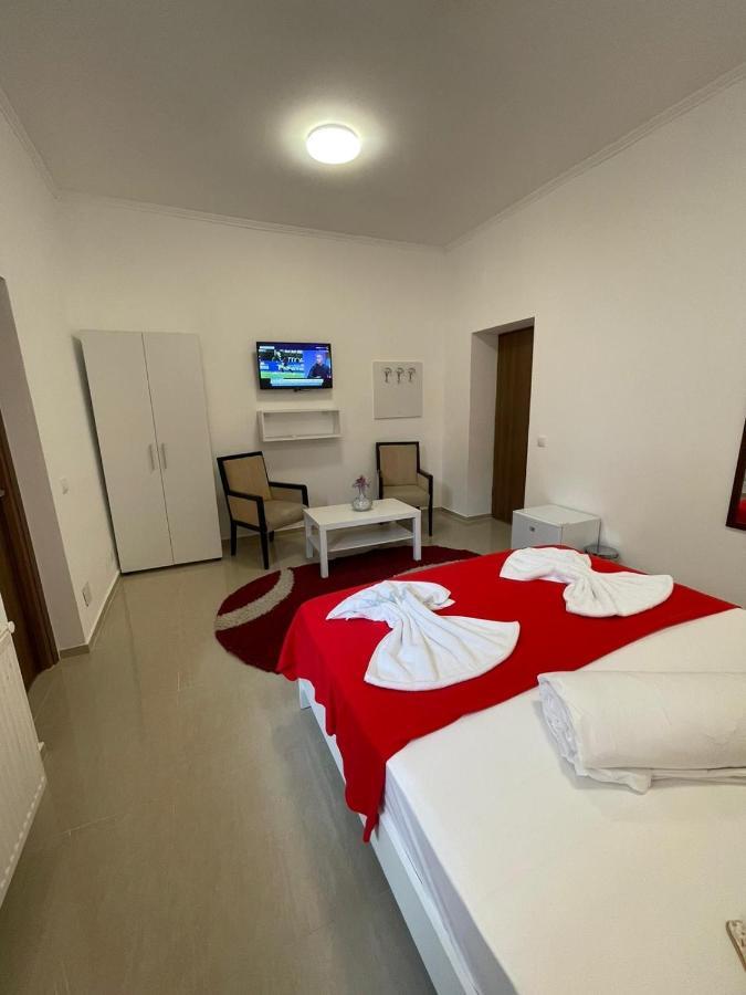 Hostel Tripoli Palace 부쿠레슈티 외부 사진