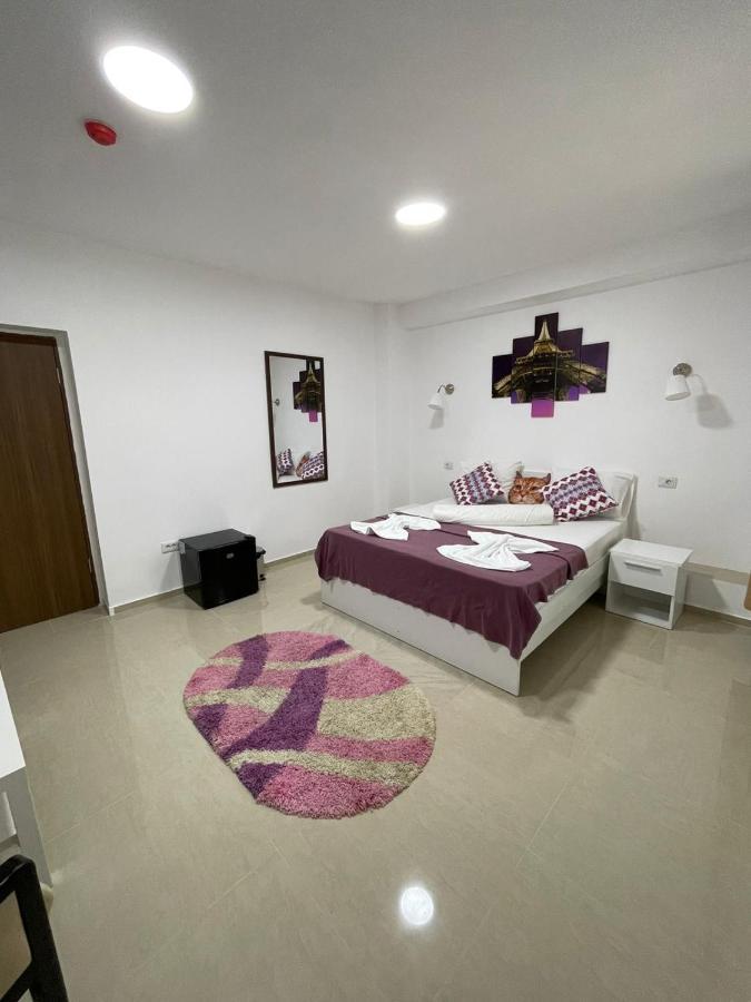 Hostel Tripoli Palace 부쿠레슈티 외부 사진