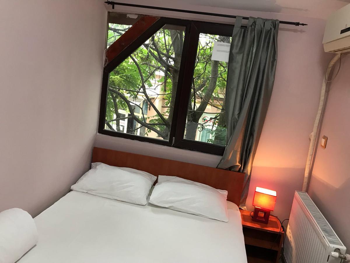 Hostel Tripoli Palace 부쿠레슈티 외부 사진