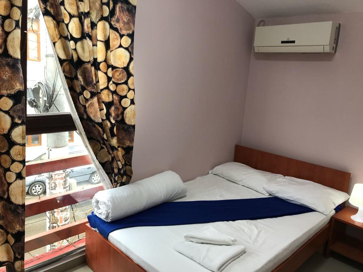 Hostel Tripoli Palace 부쿠레슈티 외부 사진