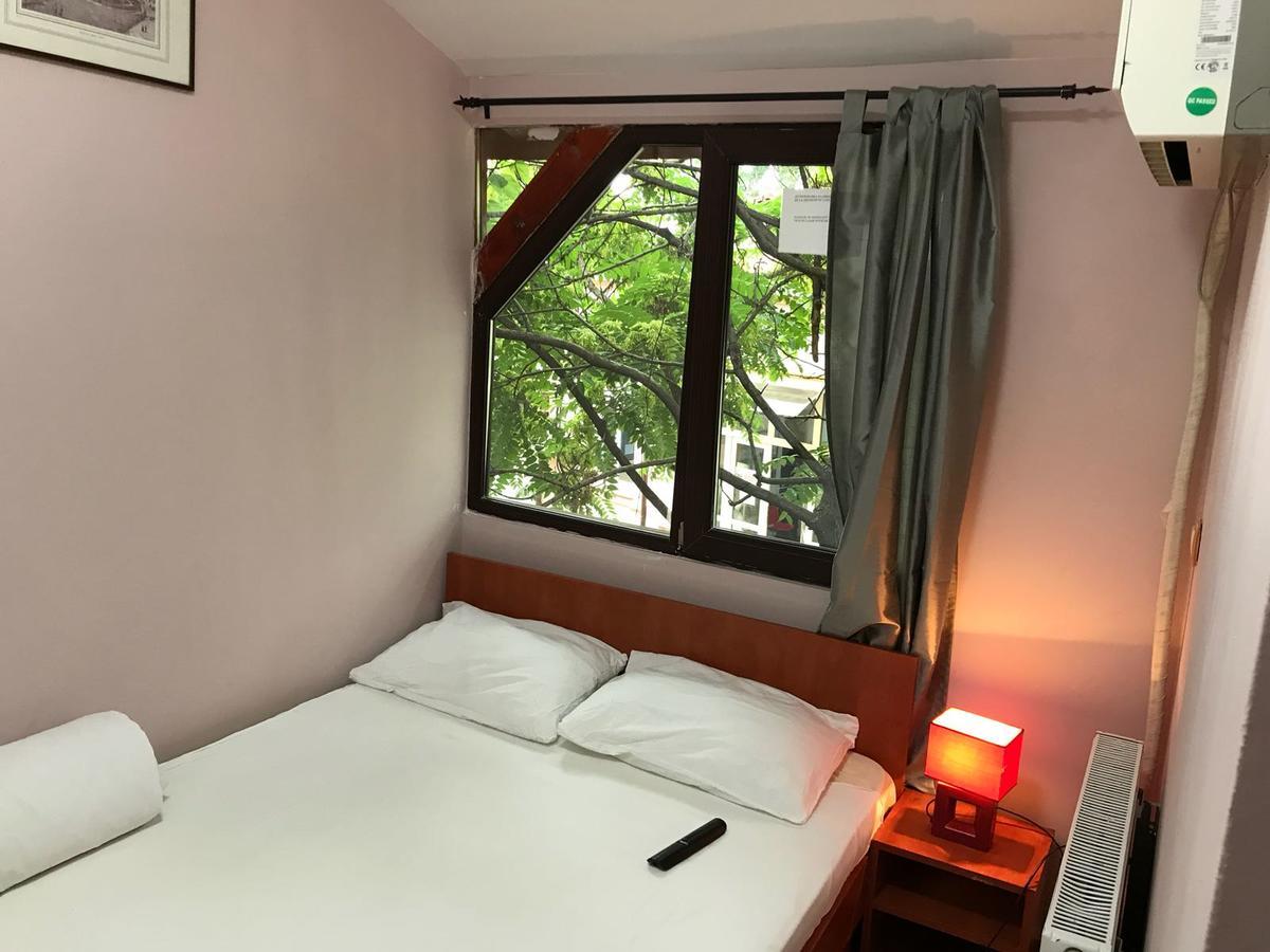 Hostel Tripoli Palace 부쿠레슈티 외부 사진