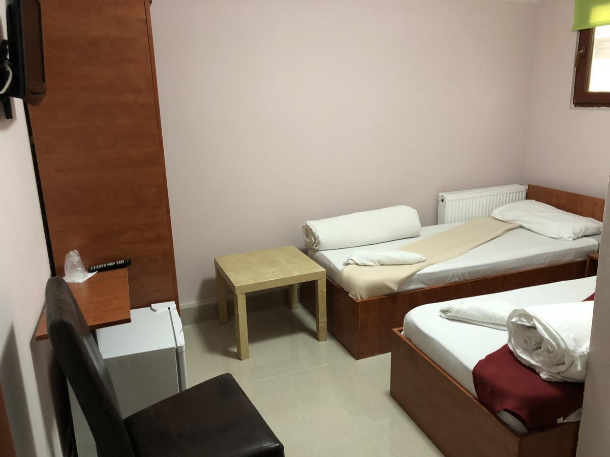 Hostel Tripoli Palace 부쿠레슈티 외부 사진