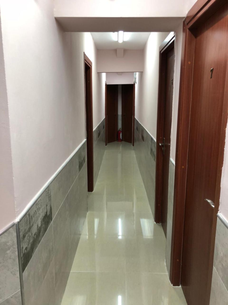 Hostel Tripoli Palace 부쿠레슈티 외부 사진
