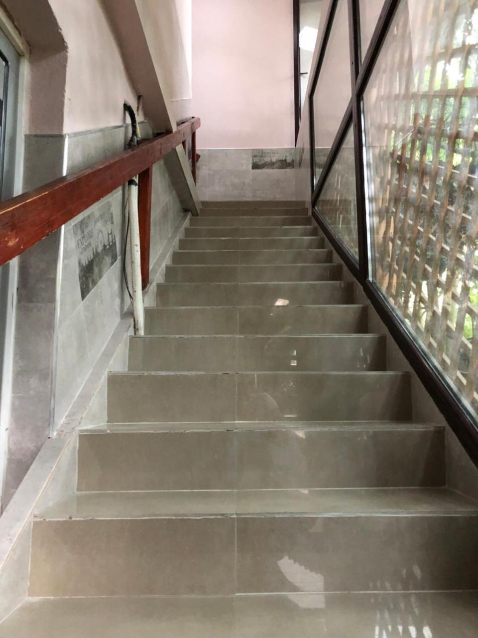 Hostel Tripoli Palace 부쿠레슈티 외부 사진